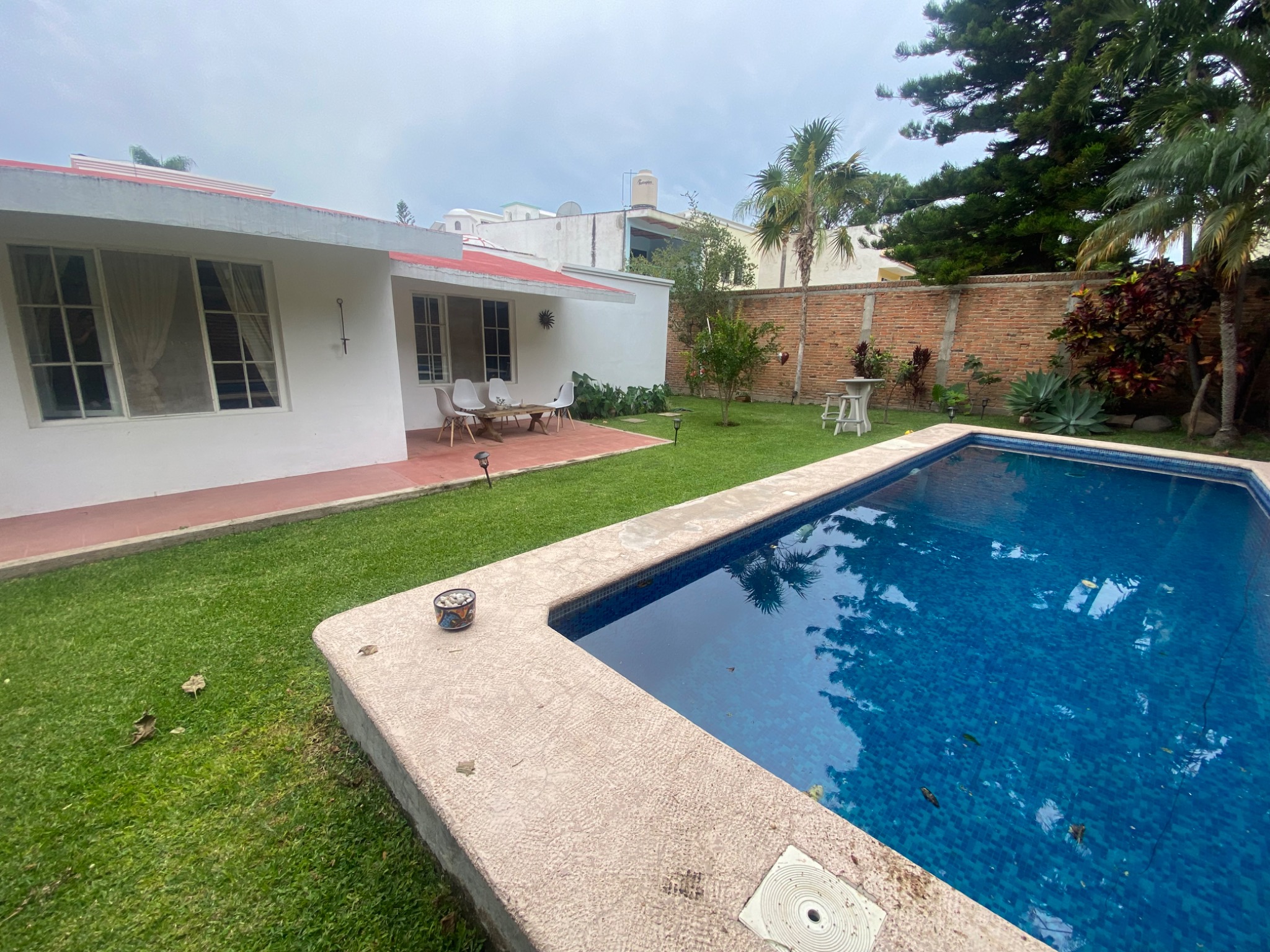 Casa Zebra pool